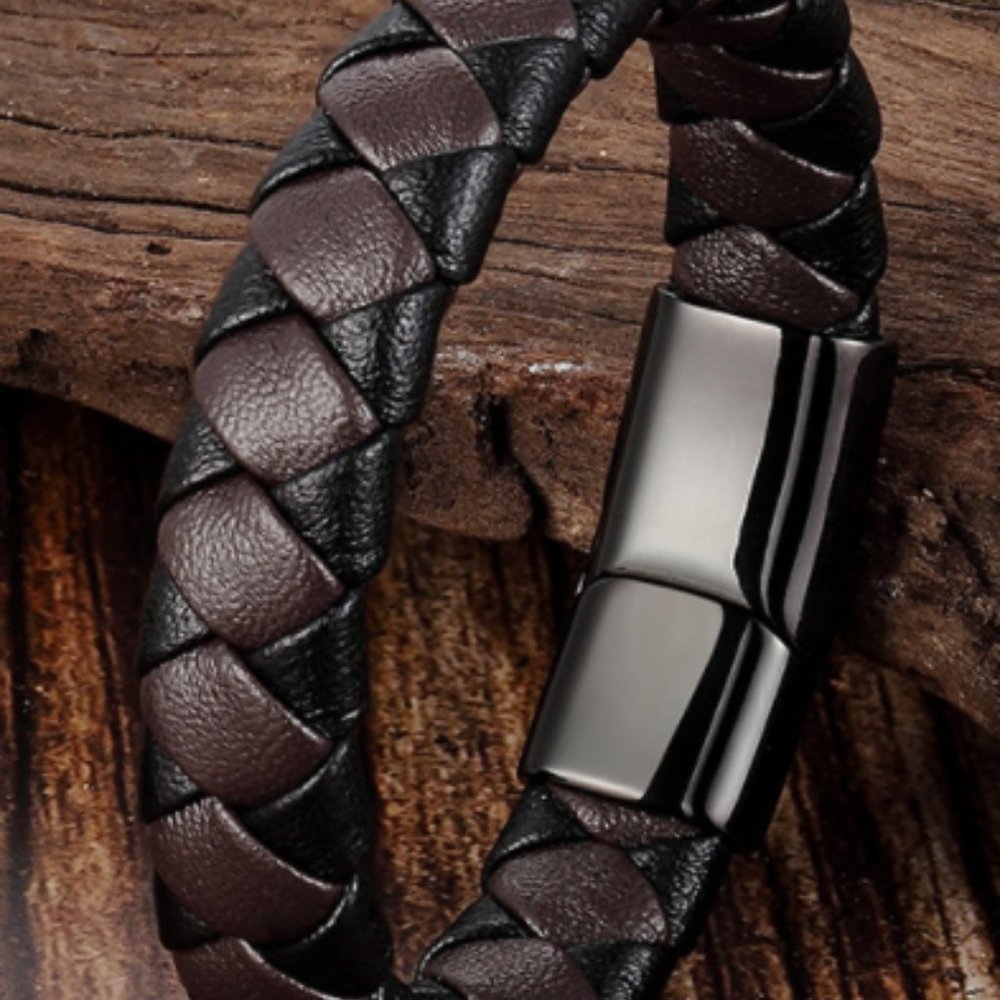 Real Leather Bracelet Blue Clasp - Picture 5 of 16